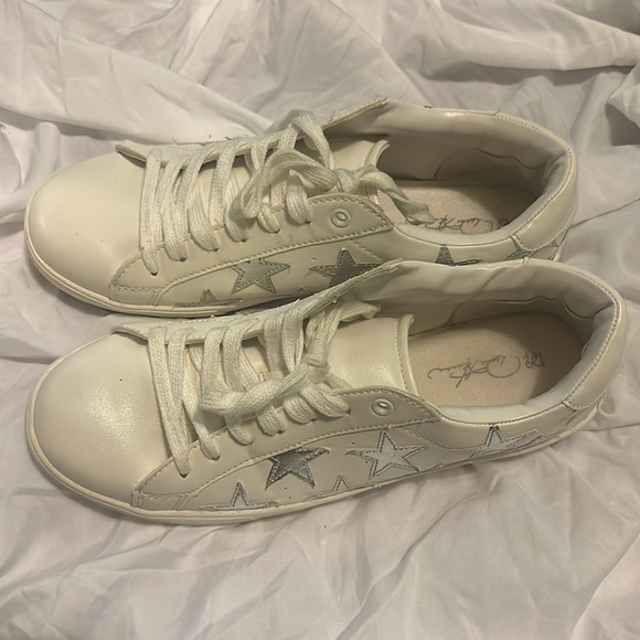 D2G - Picture 4 of 4